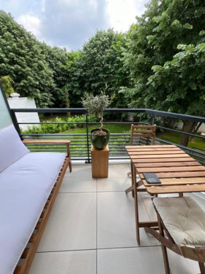 Brand new flat near Paris and public transports